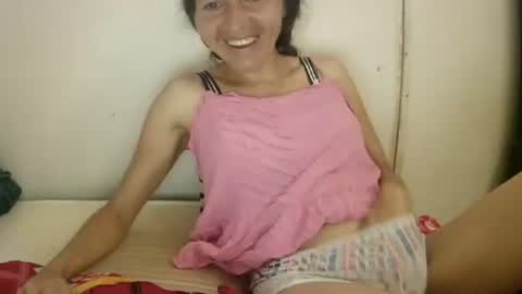 Snapshot of celeste198694 chatting on October 22, 3:50 pm celeste198694 online show from October 22, 3:50 pm
