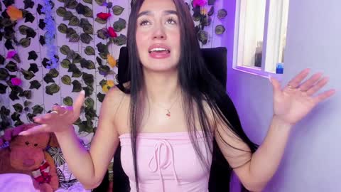 Snapshot of celestinepurple chatting on December 28, 5:25 pm Celestineeeeee online show from December 28, 5:25 pm