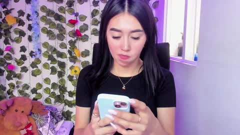 Snapshot of celestinepurple chatting on December 29, 5:22 pm Celestineeeeee online show from December 29, 5:22 pm