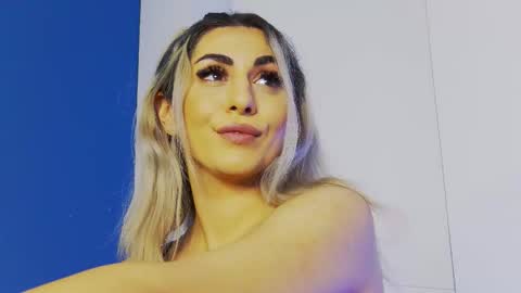 CelineMeyer online show from November 13, 7:07 am