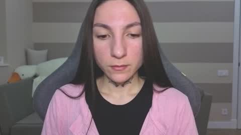 Kate online show from March 25, 7:11 am