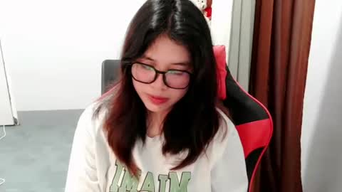 chakadal_xx online show from February 8, 1:48 pm