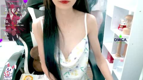 changchang_ online show from April 2, 6:22 am