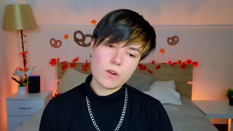 Charliee online show from September 19, 10:58 am