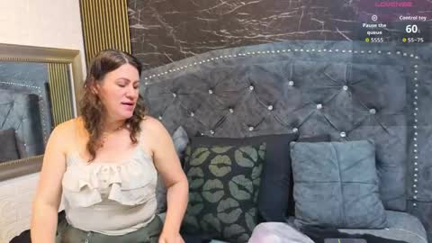 charlotte online show from April 17, 11:01 am