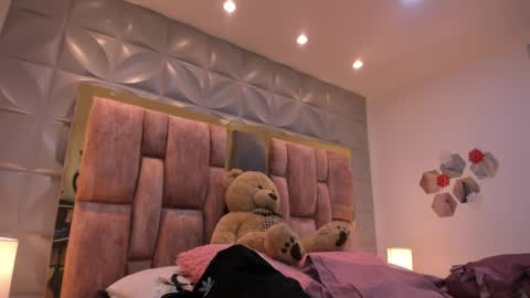 Charlotte Icee online show from April 9, 5:07 pm