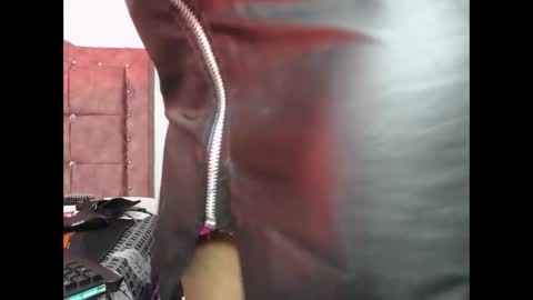 charlottekiss99 online show from March 28, 2:49 pm