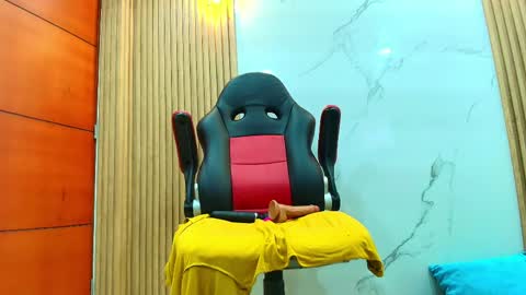 Charlotte  Schmidt online show from May 29, 11:41 am