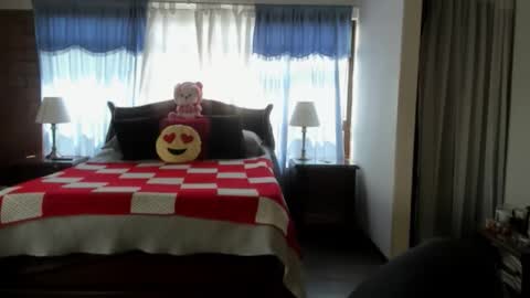 Charlotte online show from January 18, 4:25 pm