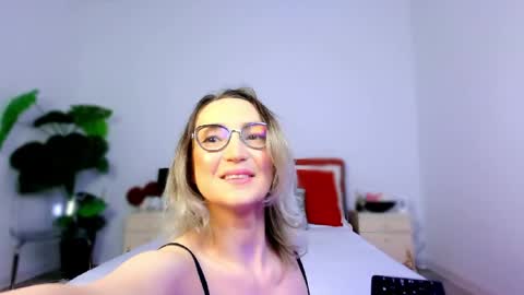  Annye   online show from March 22, 6:25 pm