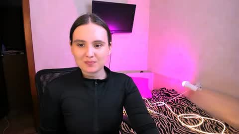 Chelsy  Luxe  online show from July 6, 10:31 am