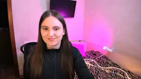 Chelsy  Luxe  online show from July 13, 11:55 am
