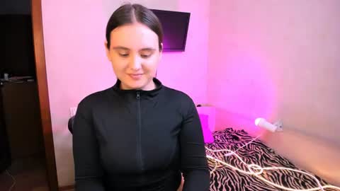 Chelsy  Luxe  online show from July 8, 10:17 am