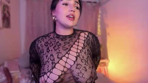 cherries_and_wine_ online show from January 17, 11:01 pm