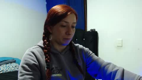 Snapshot of cherry_cam30 chatting on December 30, 2:20 am cherry aleja online show from December 30, 2:20 am