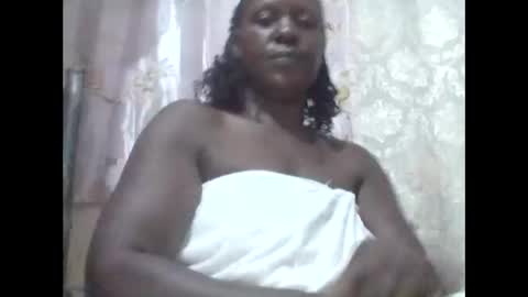 Snapshot of cherry_cherry2 chatting on October 24, 6:42 am cherry_cherry2 online show from October 24, 6:42 am