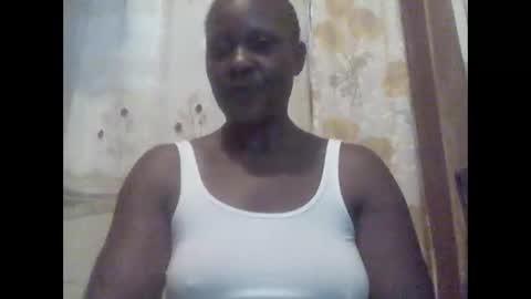Snapshot of cherry_cherry2 chatting on September 19, 7:29 am cherry_cherry2 online show from September 19, 7:29 am