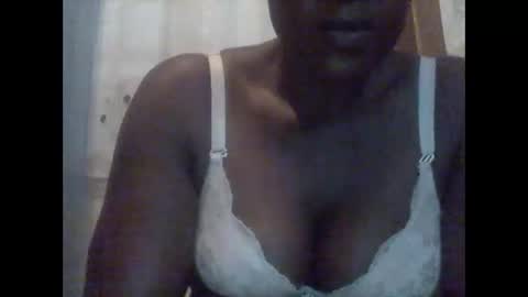 Snapshot of cherry_cherry2 chatting on September 15, 10:34 am cherry_cherry2 online show from September 15, 10:34 am