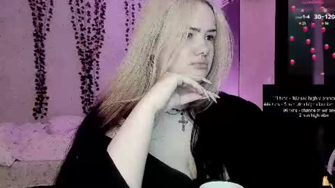 cherry_elfcat online show from June 11, 2:11 am