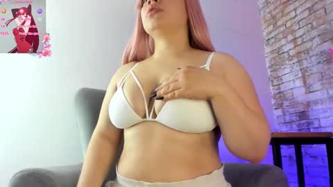     online show from February 1, 11:53 am