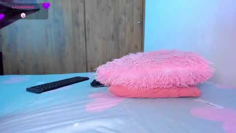 lizzy online show from April 12, 3:53 am