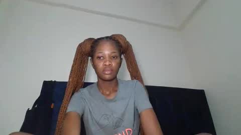 Cherryblossom2002 online show from November 2, 9:23 am