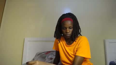 cherrycuddle2 online show from December 20, 7:18 pm