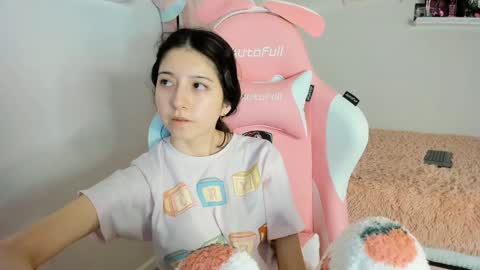 cherrycute666 online show from January 14, 5:19 am