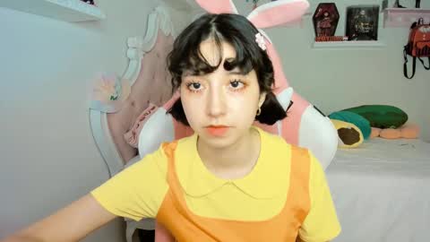 cherrycute666 online show from October 4, 1:44 am