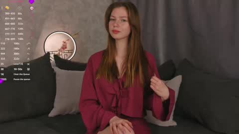 Loise online show from February 17, 6:07 pm