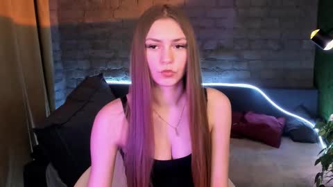 Cheryl online show from February 22, 2:07 pm