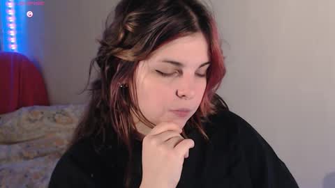 Snapshot of chill_saya chatting on February 5, 11:34 am Saya online show from February 5, 11:34 am