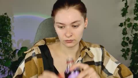 Bella online show from March 23, 9:15 am