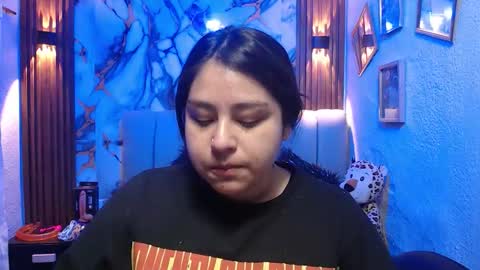 chloe_smith5 online show from February 23, 1:10 pm