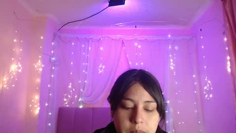 chloe_smith5 online show from October 14, 1:03 pm