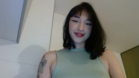 Snapshot of chloe_snoww chatting on September 16, 12:40 am cloes  online show from September 16, 12:40 am