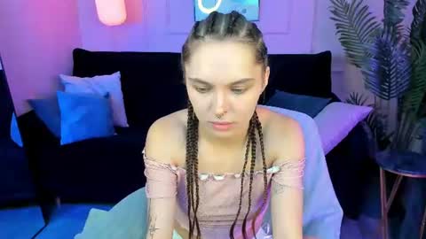 Chloe online show from June 28, 7:15 am