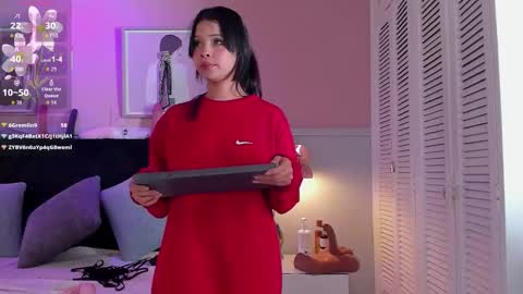   online show from October 5, 8:03 pm