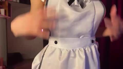 chloe online show from February 25, 6:28 pm