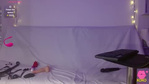 chloelopez_ online show from February 22, 2:28 am