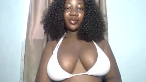 Snapshot of chocolateassgirl61 chatting on September 17, 1:20 pm chocolateassgirl61 online show from September 17, 1:20 pm