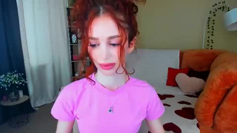 christinaconteeree online show from July 9, 11:12 am