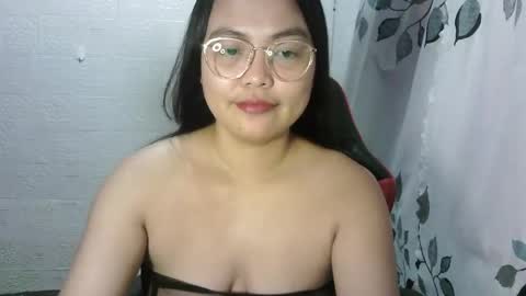 chubbycheeks27 online show from May 13, 5:08 pm