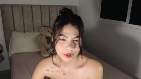 Mia online show from June 16, 4:13 am