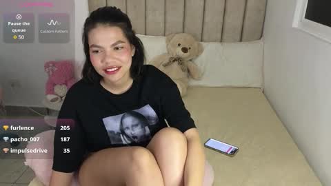 Mia online show from February 27, 5:07 am