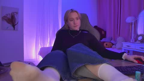 Cin Bellamy online show from February 3, 6:22 am