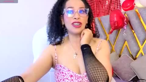 Cintia online show from February 15, 1:30 am