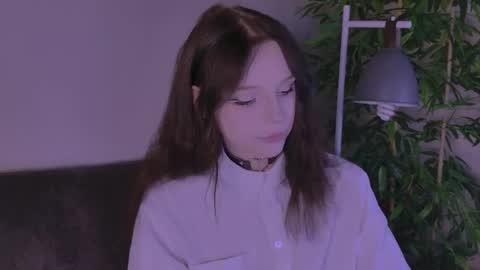 Claire Bennett online show from May 17, 11:04 pm