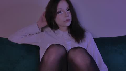 Claire Bennett online show from April 26, 4:54 am