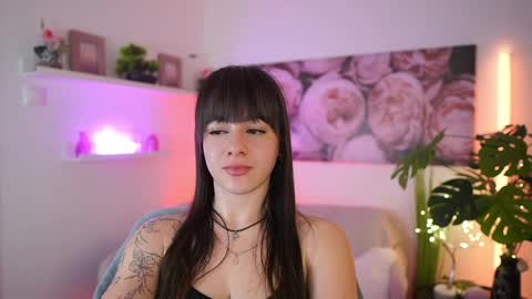 Clara online show from April 2, 8:34 am